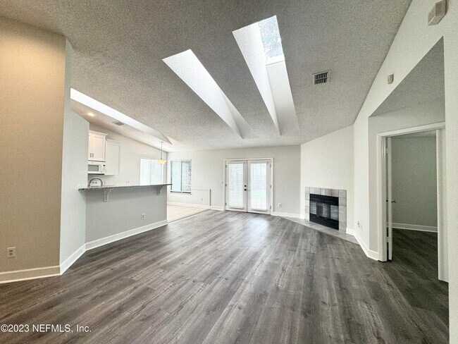 Foto del edificio - 103 Quail Cove