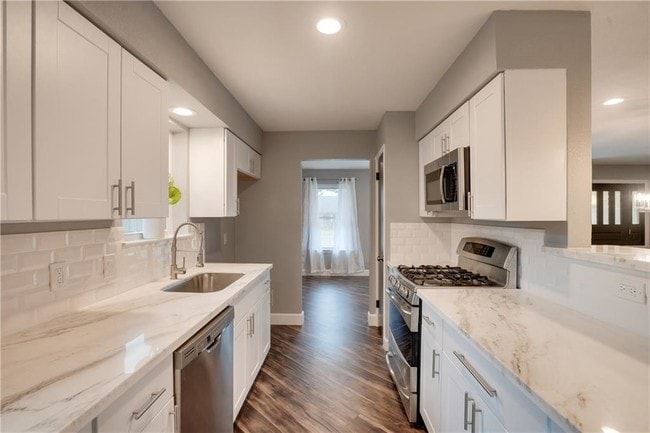 Building Photo - 5506 Banting Way