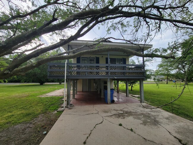 Foto del edificio - 278 Eves St