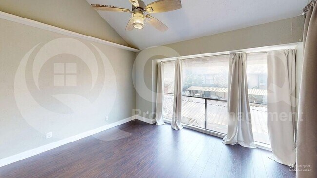 Foto del edificio - 4531 N O'Connor Rd