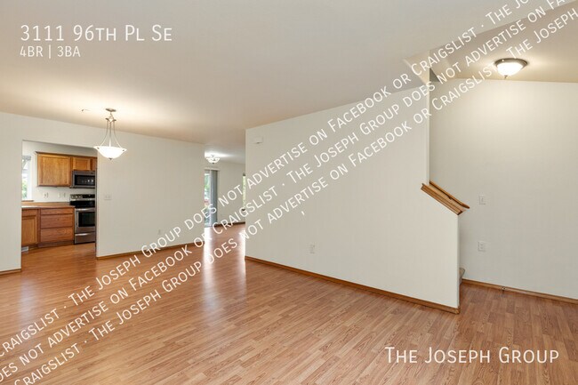 Foto del edificio - 3111 96th Pl SE