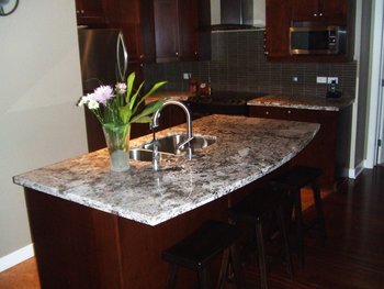 Photo principale - 532 5 Av NE