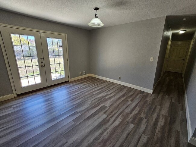 Building Photo - Single Family Home in San Antonio