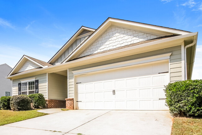 Building Photo - 3667 Shale Ln SE