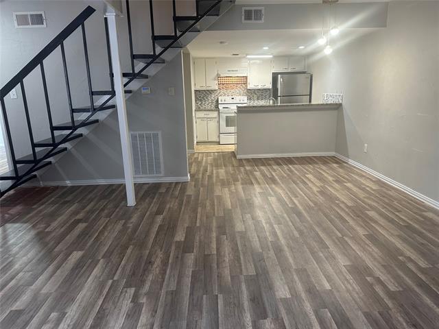 Foto del edificio - 3121 Park Ln