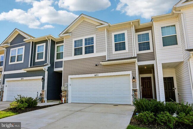 Foto del edificio - 671 Beadlilly Wy