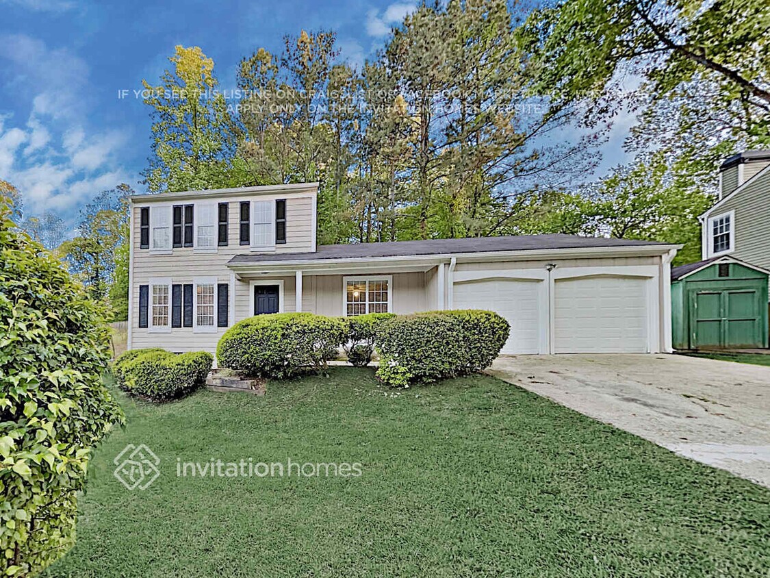 Primary Photo - 715 Country Manor Way