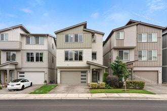 Building Photo - 16865 SE Fox Glen Ct