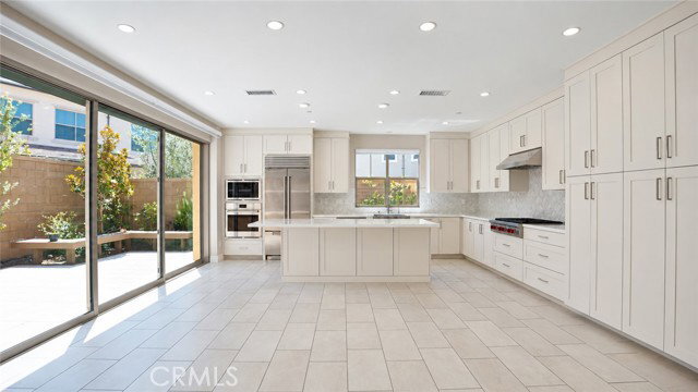 Building Photo - 100 Wheat