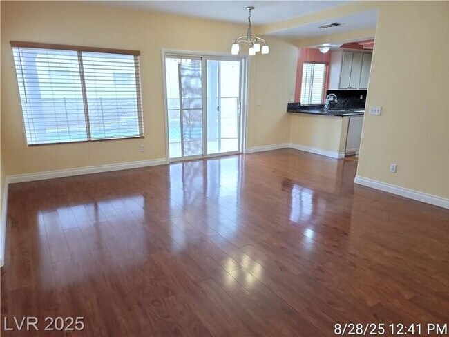 Foto del edificio - Spacious SW Home with Pool!