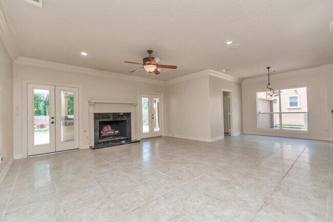 Building Photo - 14207 Jade Cove Dr