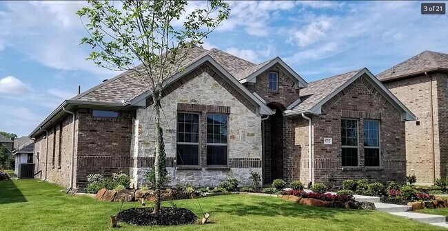 Photo - 9772 Staffordshire Rd House