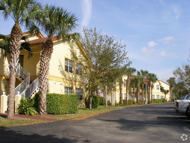 Foto del edificio - Courtside Villas at Mission Bay