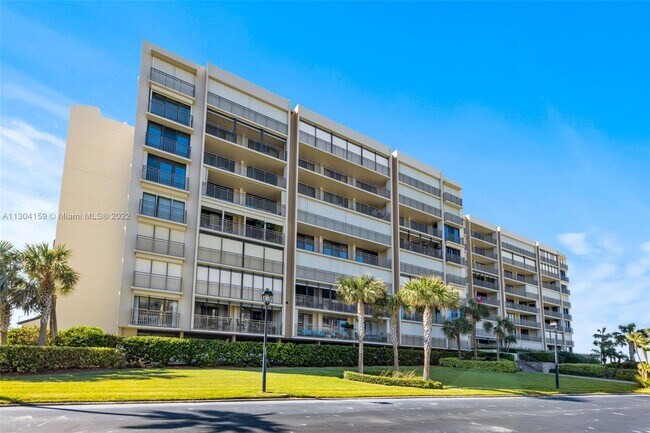 Building Photo - 1430 Gulf Blvd