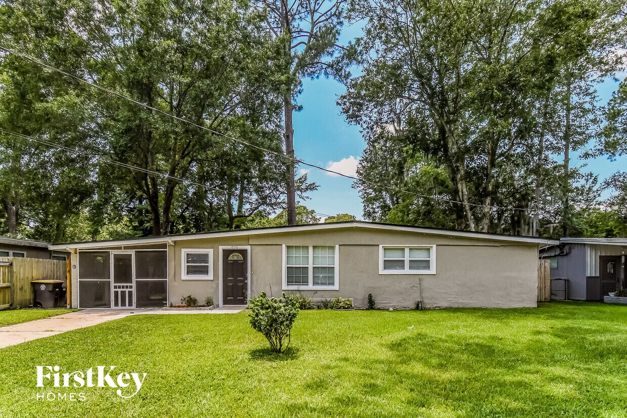 Foto principal - 1056 Busac Ave