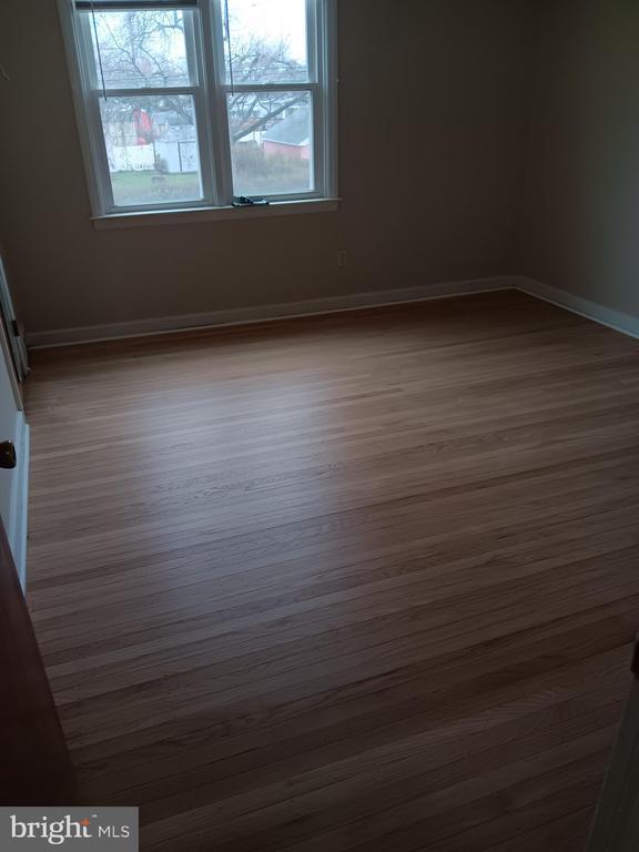 Foto del edificio - 4 S Academy Ave