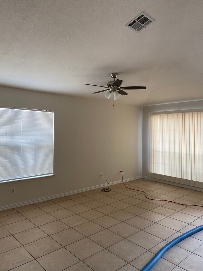 Foto del edificio - 11964 Spire Terrace Dr