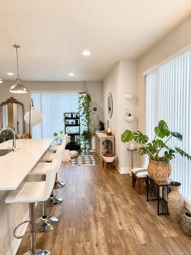 Foto del edificio - 17105 SW Albatross Ln
