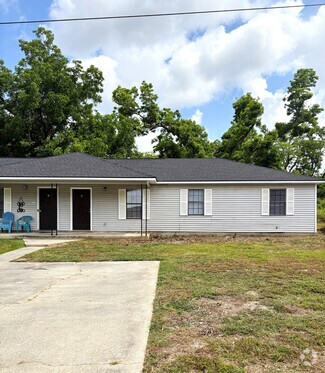 Building Photo - 6114 Vinnie Dr