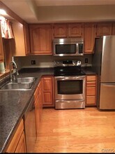 Building Photo - 61 Midlake Cir