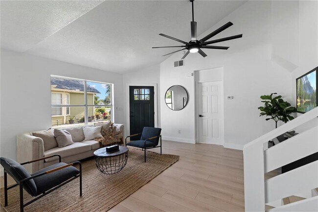 Building Photo - 9987 Triple Crown Cir