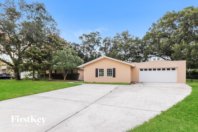 Building Photo - 4635 Mt View Dr