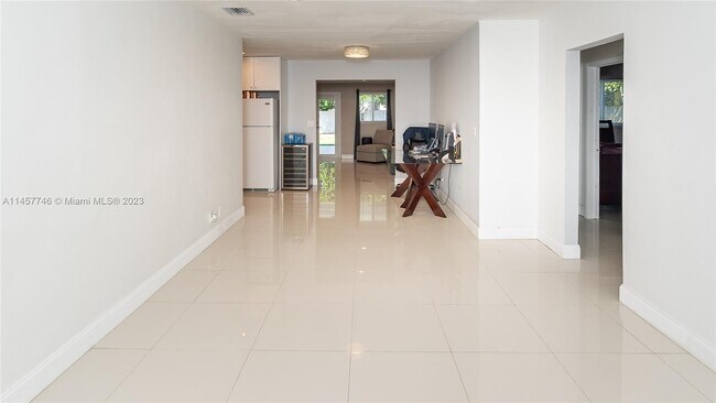 Foto del edificio - 104 SW 7th St