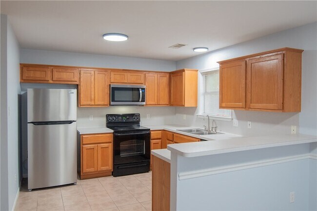 Foto del edificio - 1735 Rock Hollow Loop