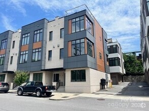 Building Photo - 2 Bauhaus Ct.