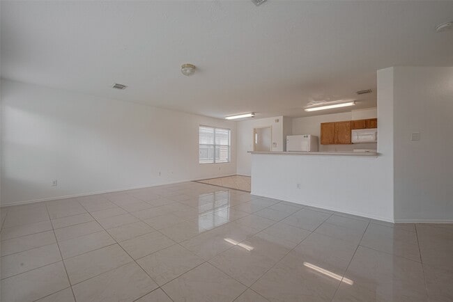 Foto del edificio - 6814 Shallow River Ct