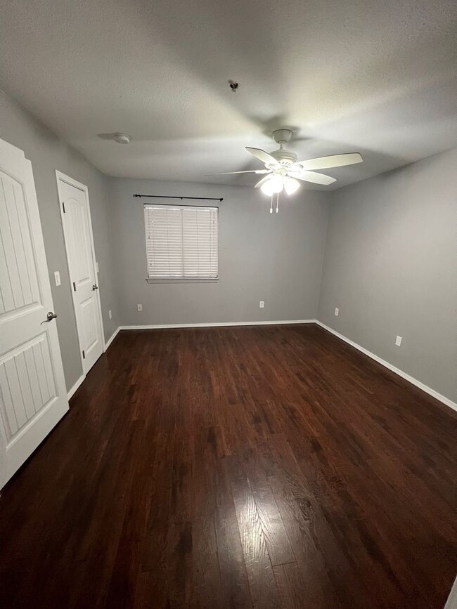 Building Photo - COMING SOON! ARBORS - Super Cute 2 bedroom...