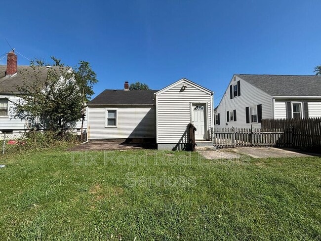 Photo - 2208 Lamberton Street House