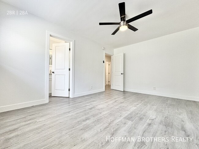 Building Photo - 5311 Hermitage Ave