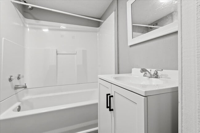 Foto del edificio - 14029 McNair St