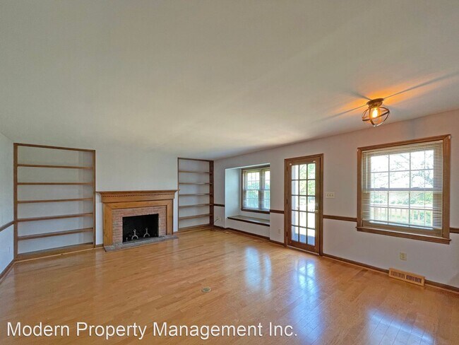 Building Photo - 5 br, 2.5 bath House - 1404 Mount Rainier ...