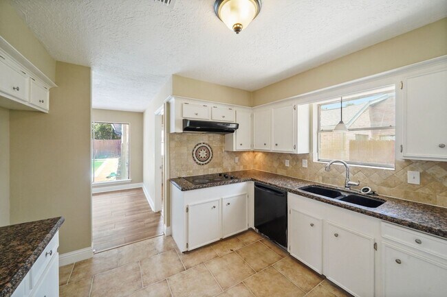 Foto del edificio - 3602 Cobleskill Ct