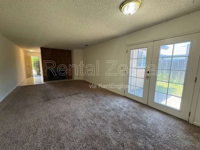 Foto del edificio - 1407 Madison Ct