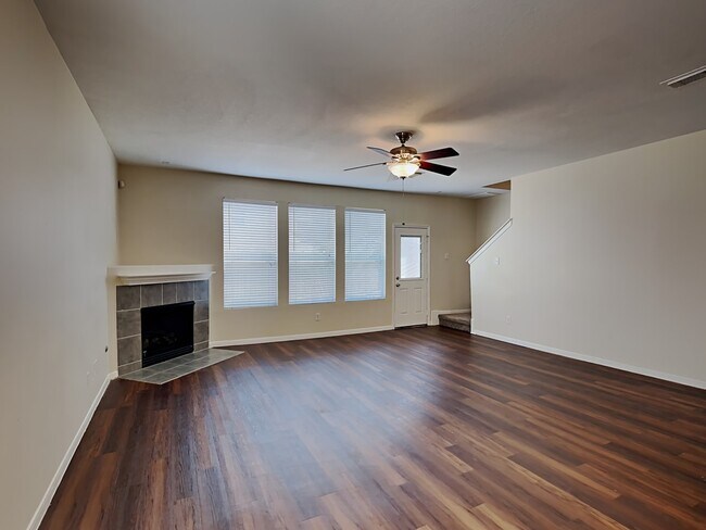 Building Photo - 18519 Alemarble Oak St