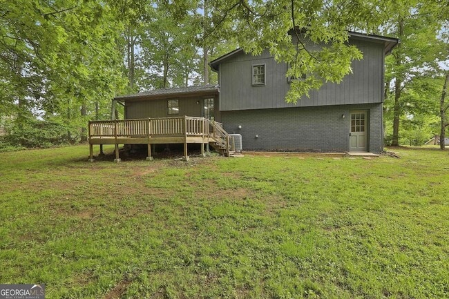 Building Photo - 157 Hyde Cir