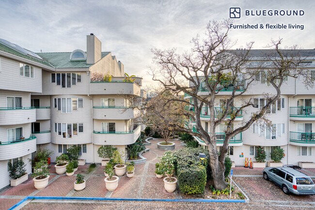 Foto del edificio - 345 Sheridan Ave