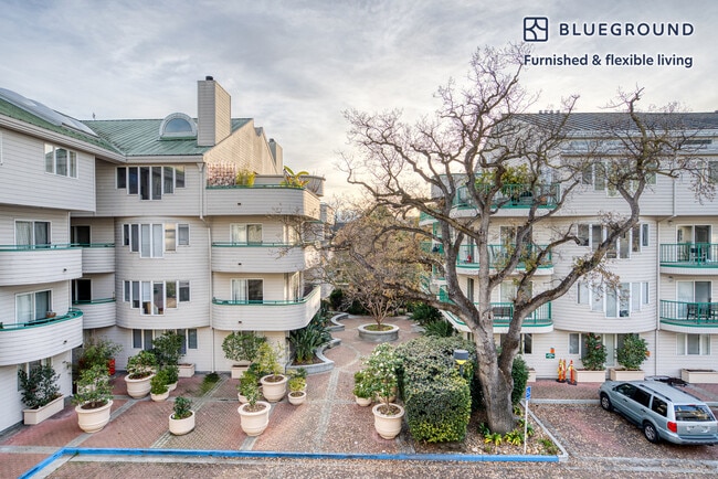 Building Photo - 345 Sheridan Ave