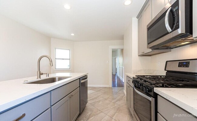 Foto del edificio - 4223 23rd St