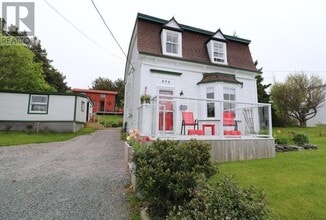 Building Photo - 454 Seaforest Dr