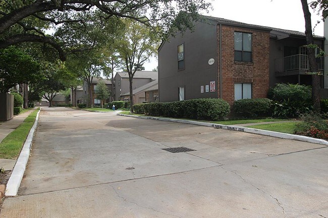 Building Photo - 1201 Bering Dr