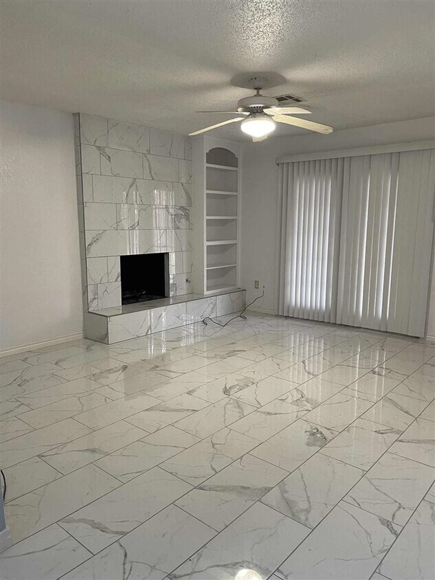 Foto principal - 327 NE Skyline Cir