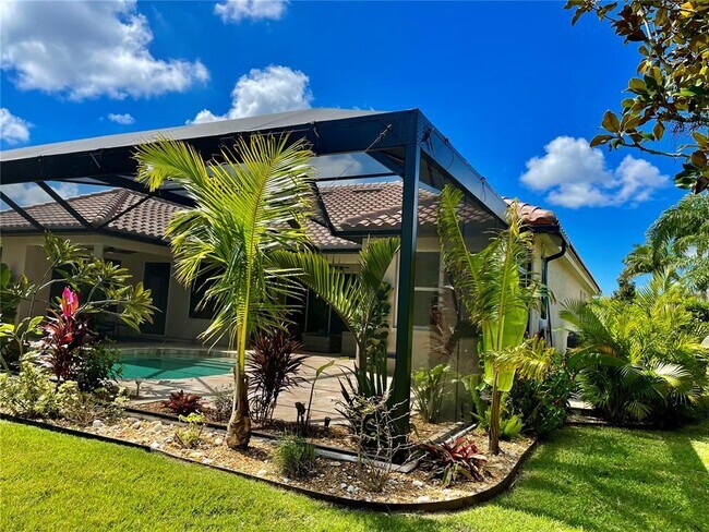 Foto del edificio - 6835 Honeysuckle Trail