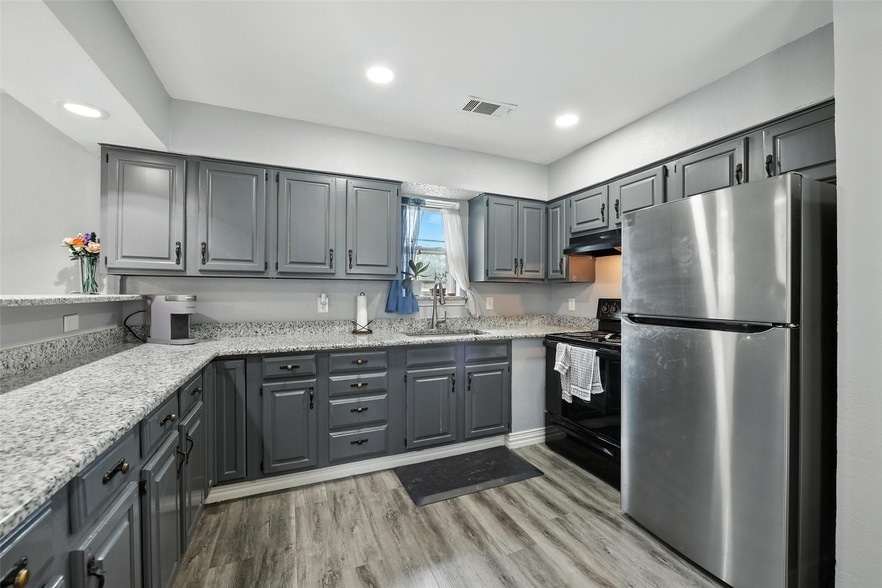Primary Photo - 2020 Audra Ln