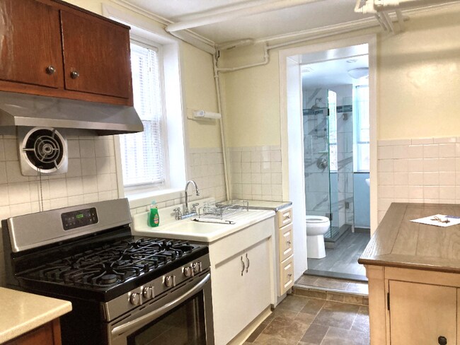 Foto del edificio - 912 33rd Rd