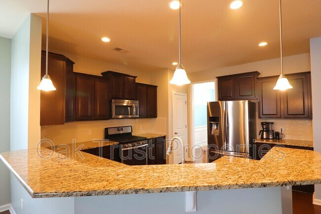 Building Photo - 2824 Rutherford Way