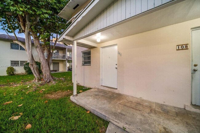 Building Photo - 7344 SW 82nd St
